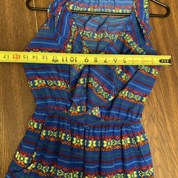 Eighty Six Blouse Women’s Size XS Sleeveless Ruffled V Neck - Picture 10 of 11